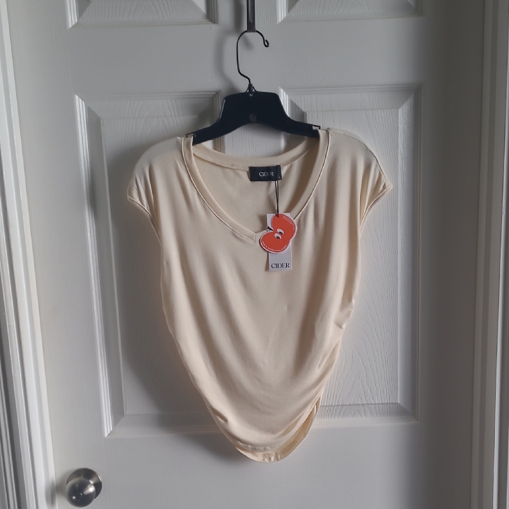 Cider Cream Short Sleeve Top